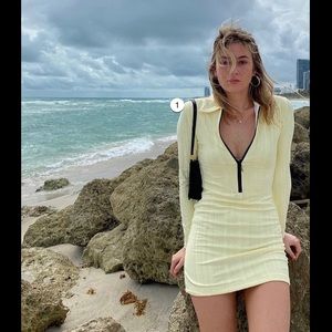 Solid and striped blonde zip dress s